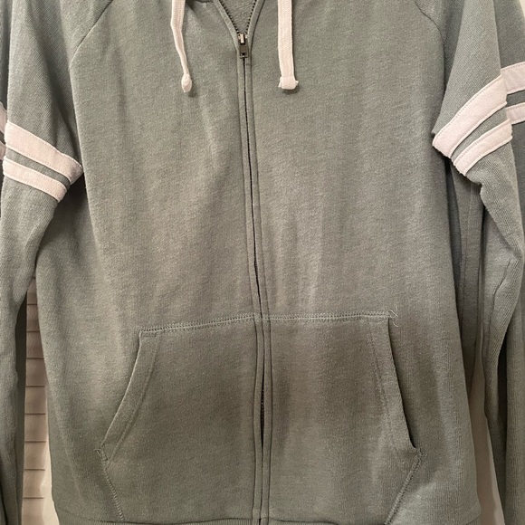 Green Jacket - Picture 5 of 7